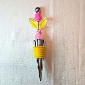 Beadable tulip wine stopper